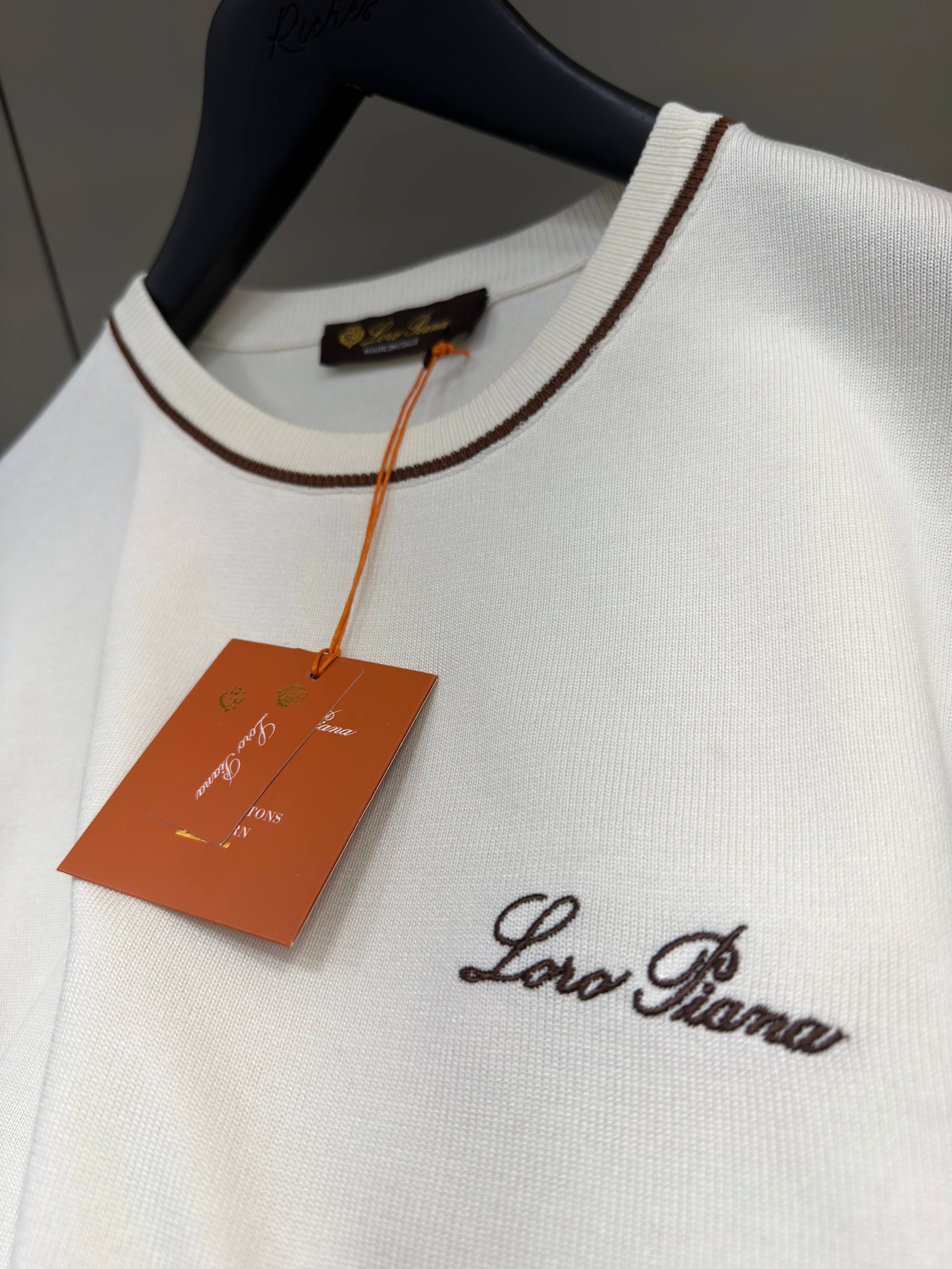 Tricou din tricot alb