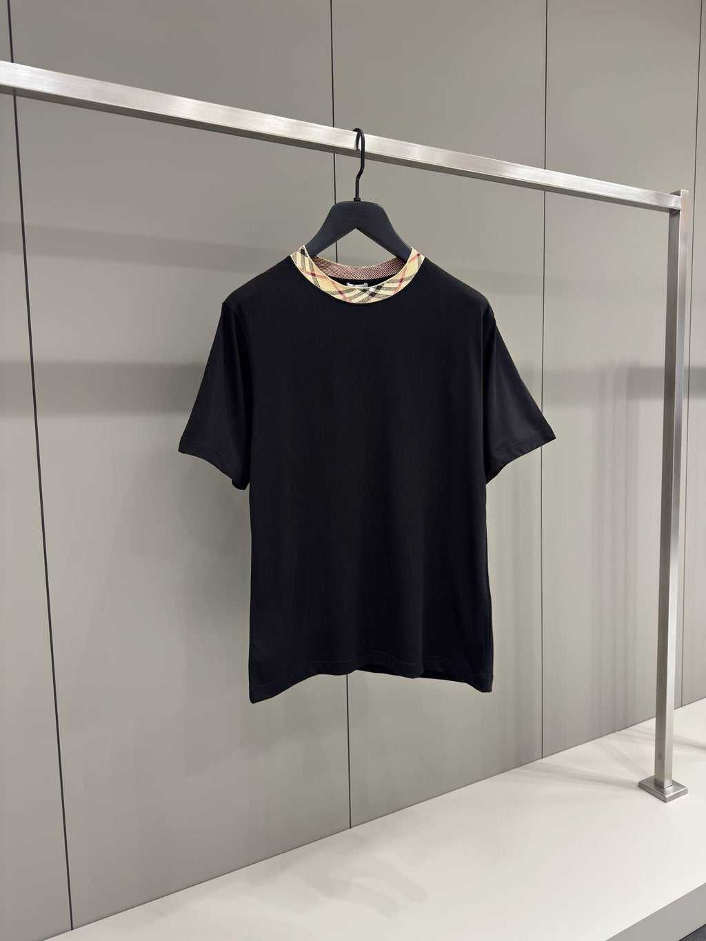 Tricou din bumbac negru Check Trim