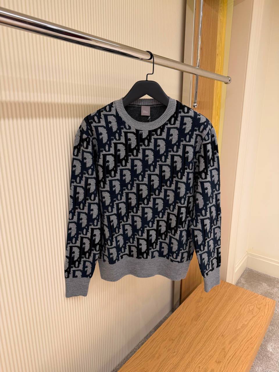 Oblique Pullover