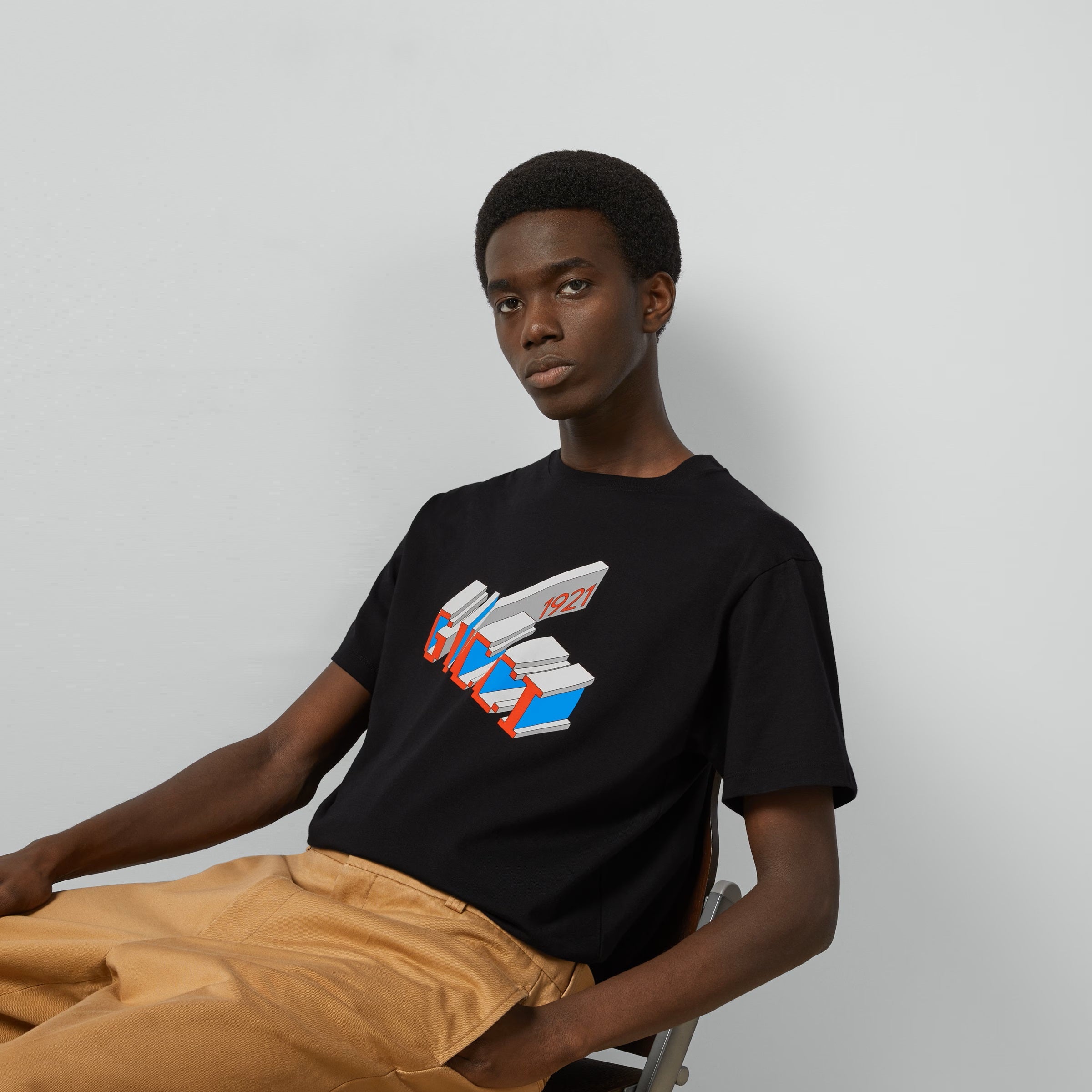 Tricou negru din jerseu de bumbac ușor cu imprimeu