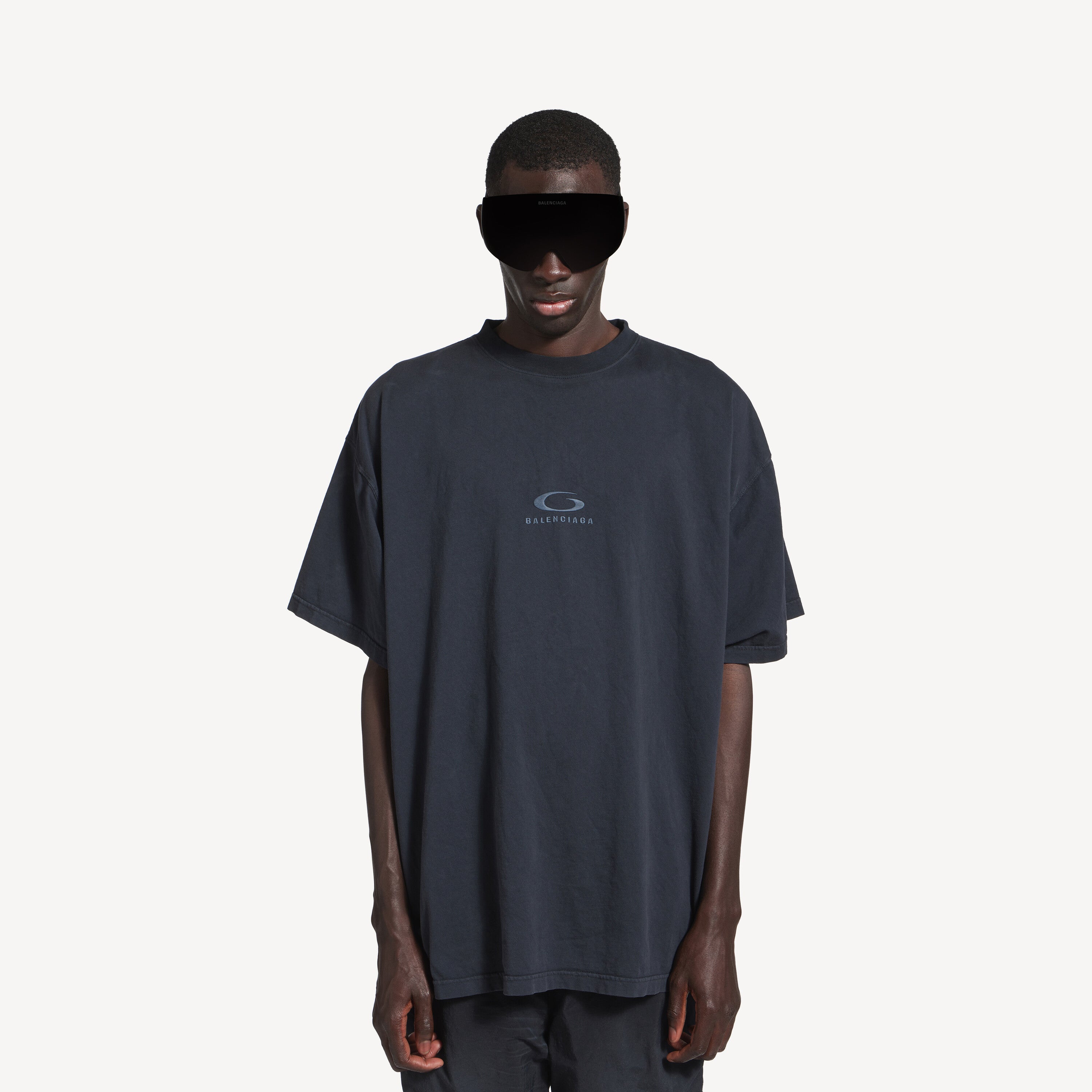 LOOP SPORTS ICON BLACK FADED TRICOU SUPRADIMENSIONAT