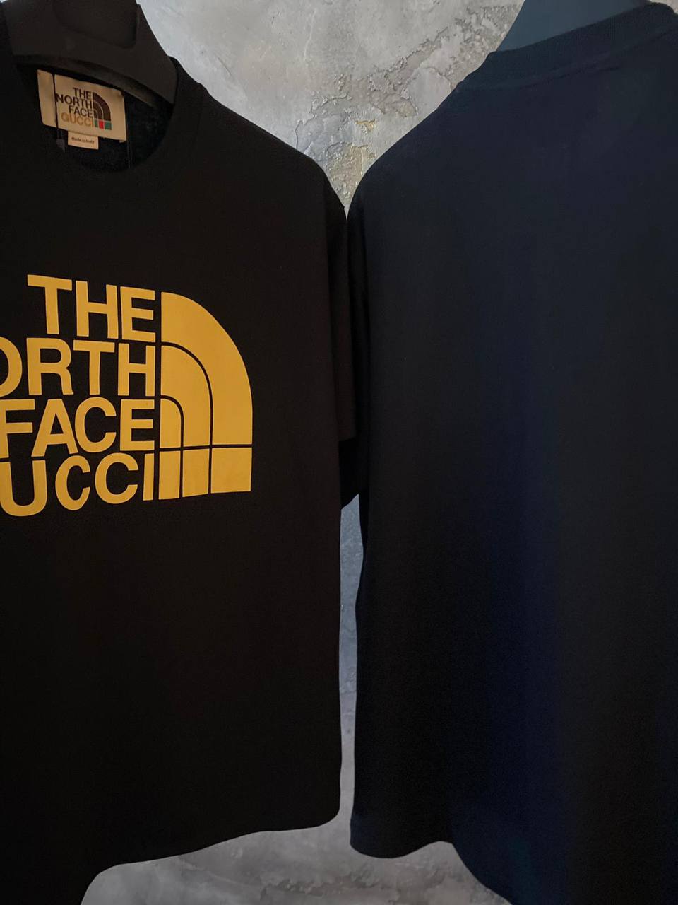 Tricou The North Face negru supradimensionat