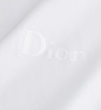 Tricou alb cu croială lejeră și broderie cu logo