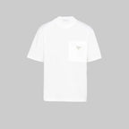 Tricou alb cu logo placat și buzunar