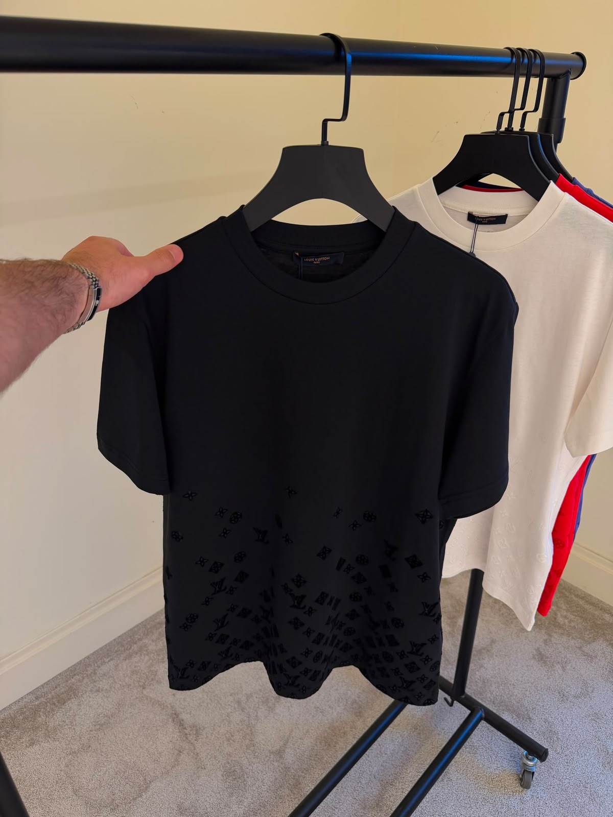 Flock Print Monogram Gradient Black T-shirt