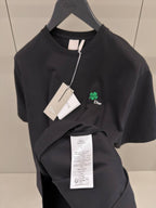 Tricou negru cu broderie trifoi