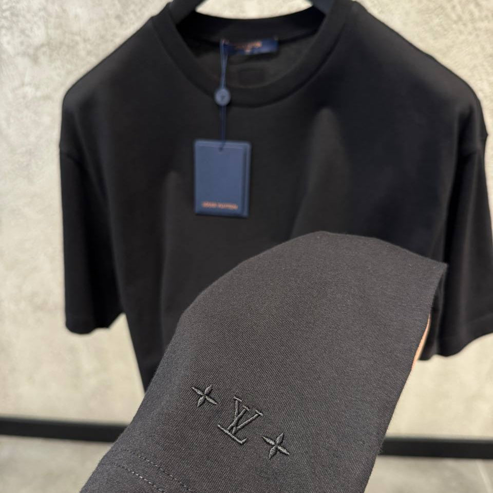 Tricou negru din amestec de mătase