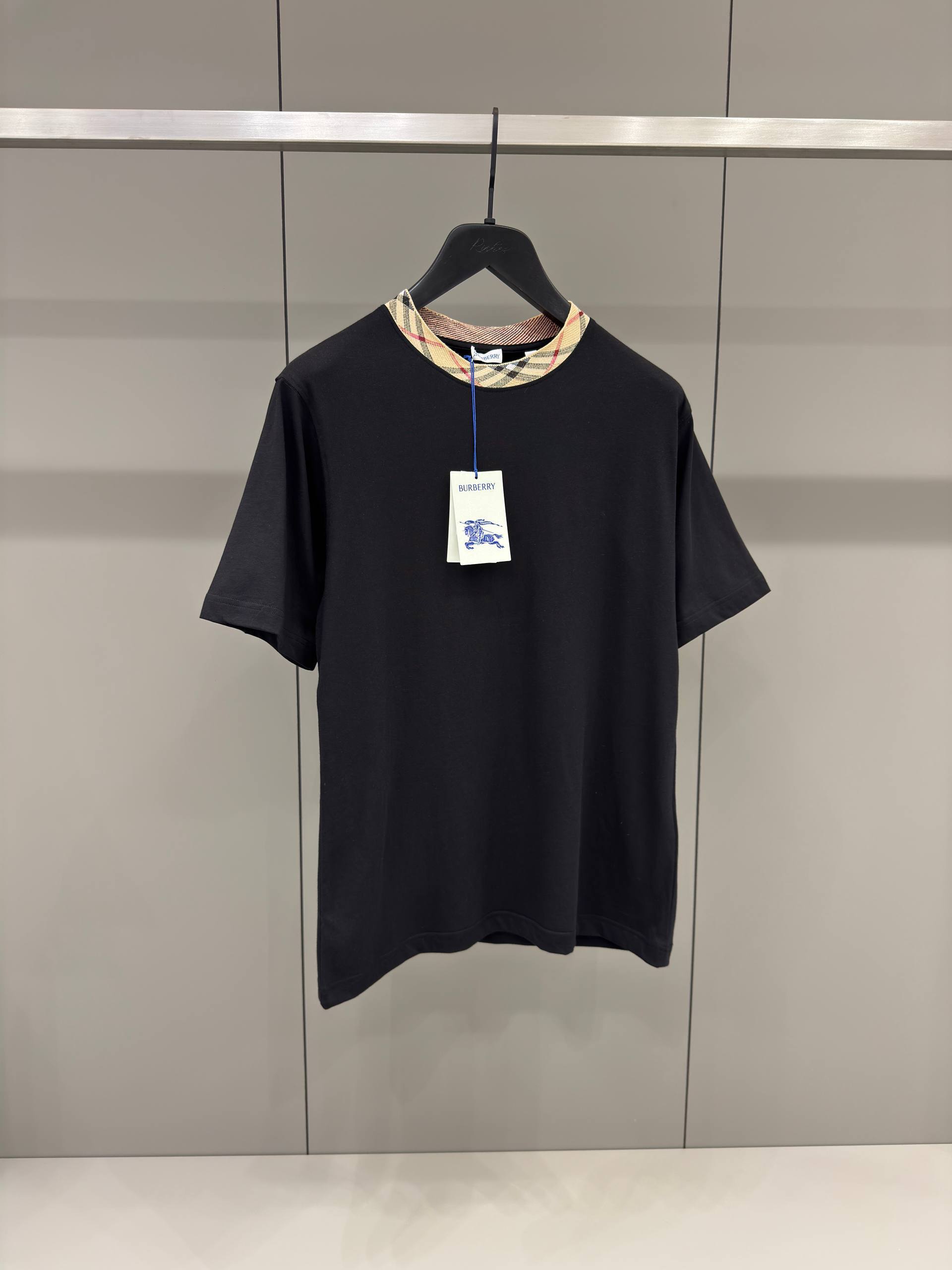 Tricou din bumbac negru Check Trim