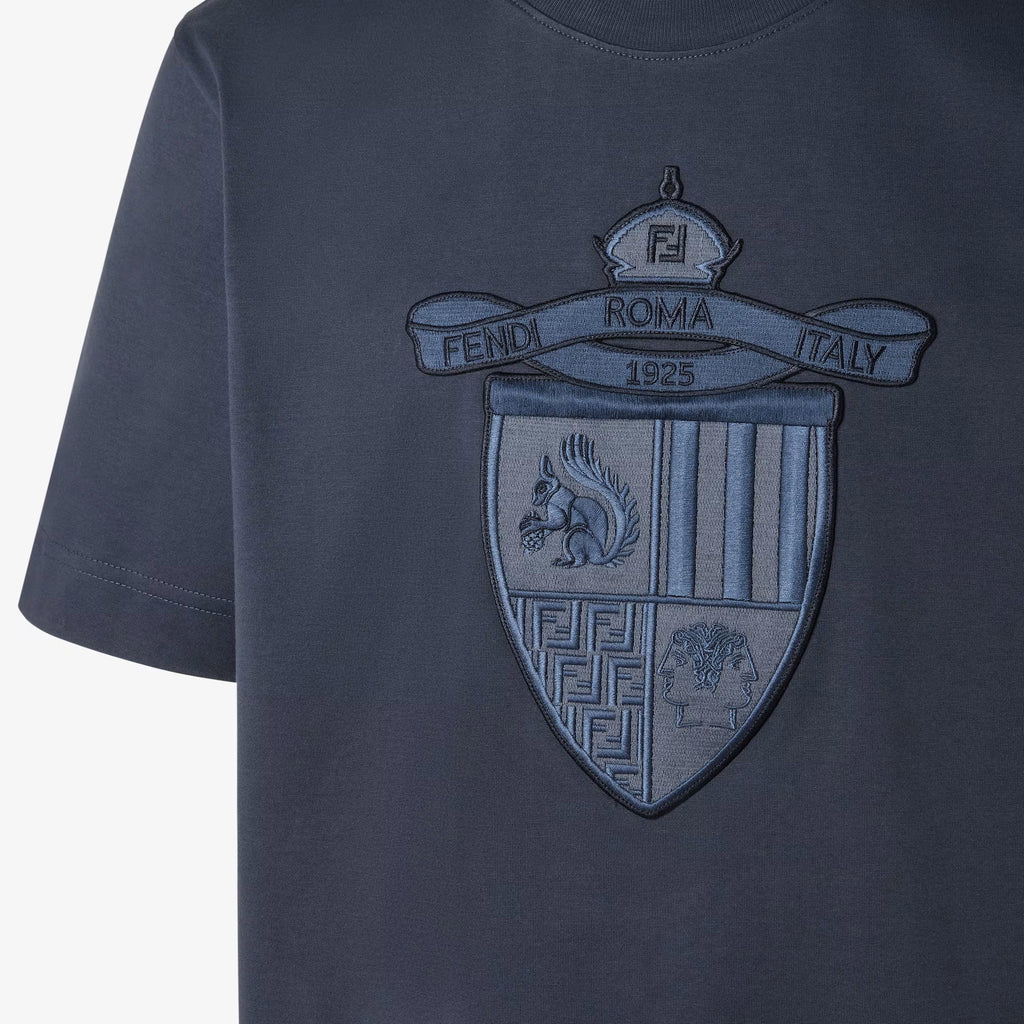 Tricou bleumarin cu emblemă