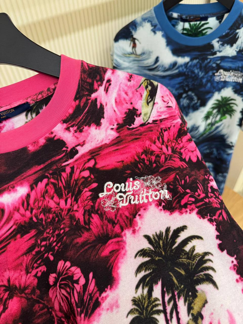 LV Surf Tricou roșu cu imprimeu integral