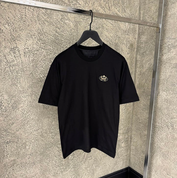 Tricou negru din bumbac cu petic cu logo