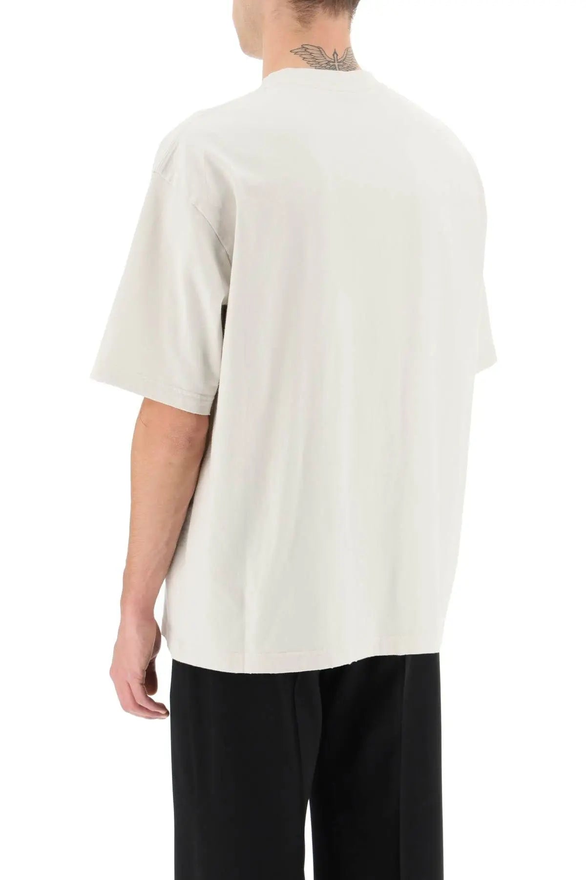 BB Be Different Tricou alb oversize