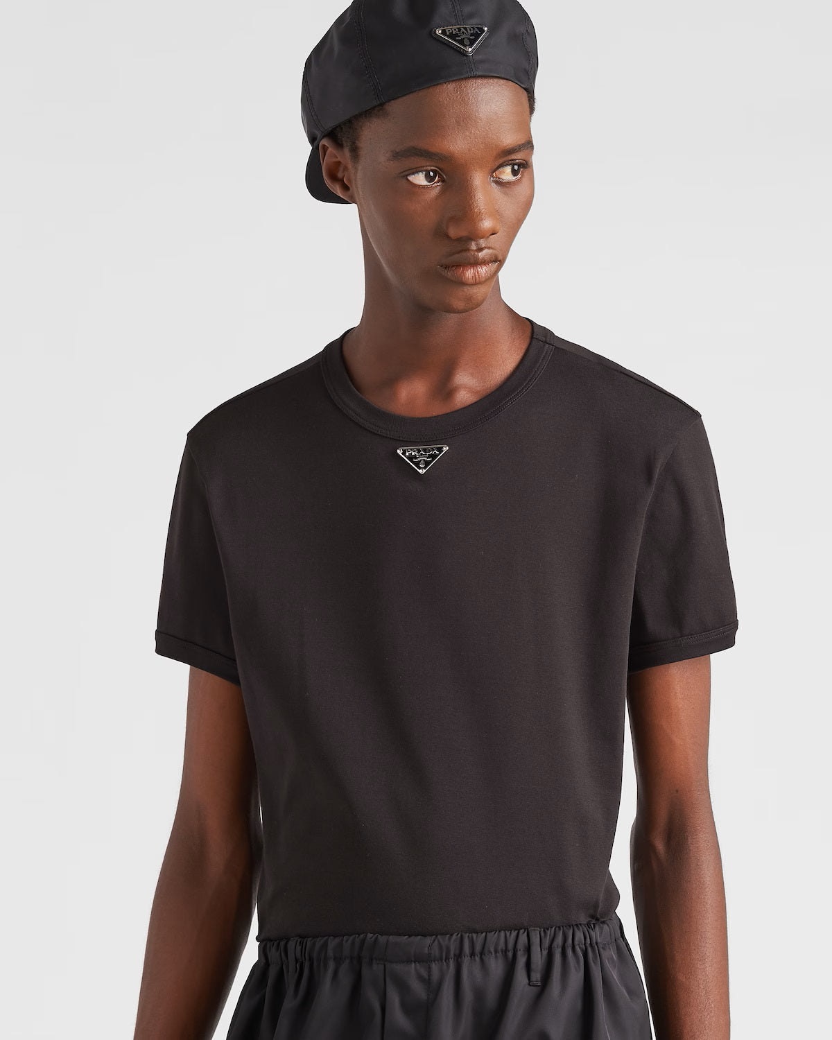 Tricou din bumbac negru cu logo-placă