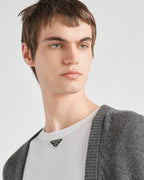 Tricou alb din bumbac cu placă logo