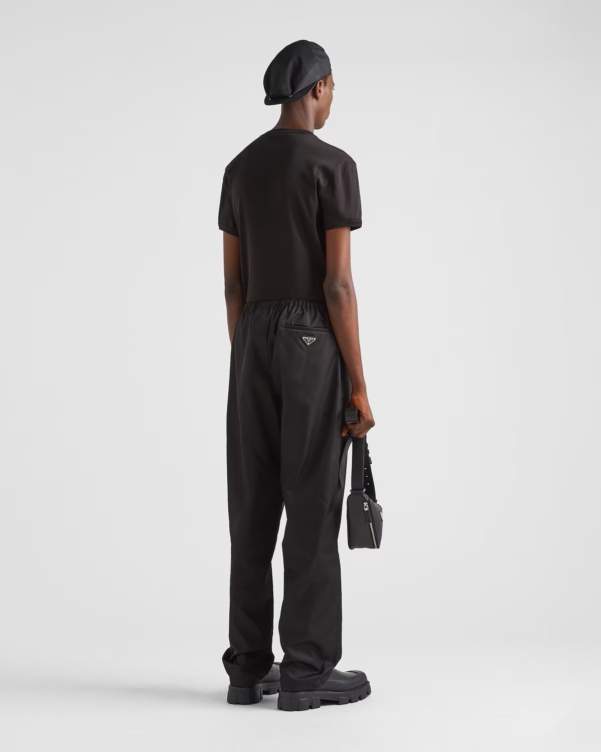 Tricou din bumbac negru cu logo-placă